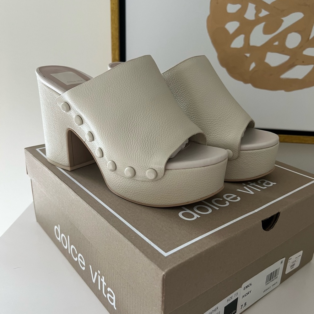 Dolce Vita  7.5 Emol new, too small